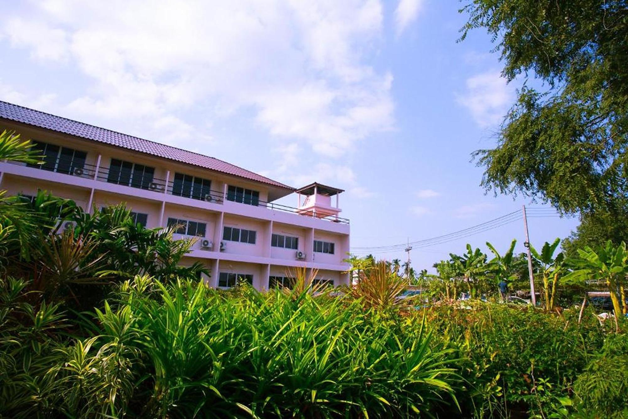 Be Fine Sabuy Hotel And Resort Surat Thani Ngoại thất bức ảnh